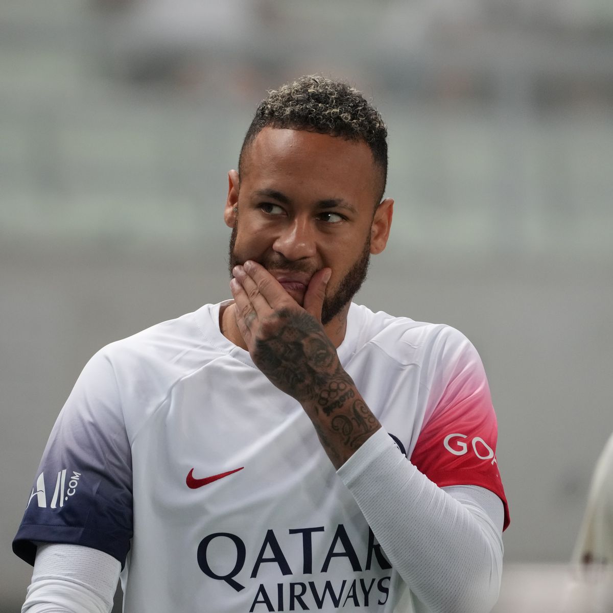 Neymar a doubt for PGS vs Bayern return leg - Bolanews